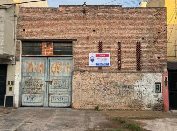 Terreno · 561m² · Aquiler Lote Pasante C/ Vivienda Galpon San Martin