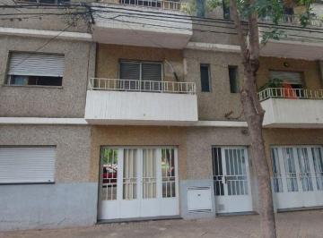 Departamento · 48m² · 2 Ambientes · Venta Departamento un Dormitorio con Patio