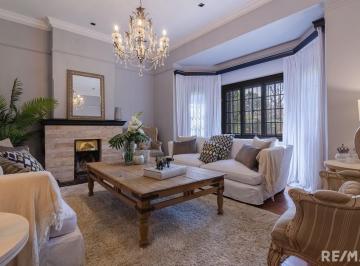 Casa · 650m² · 6 Ambientes · 6 Cocheras · Venta Casa Hurlingham Barrio Ingles