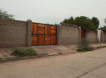 Terreno · 2100m² · Venta - Terreno Amplio a m de Av Lugones