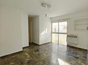 Departamento · 47m² · 2 Ambientes · Departamento 2 Ambientes en Alquiler en Recoleta 47 m² con Balcon Al Frente Apto Mascotas