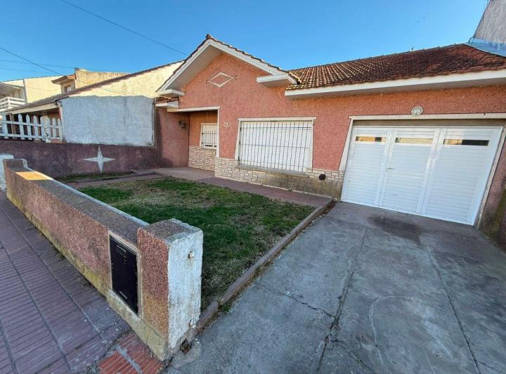 Casa en alquiler en Parque Luro · 3 ambientes