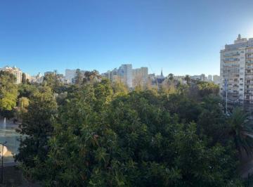 Departamento de 4 ambientes, Caballito · Excelente Piso de Categoría Al Frente con Vista Abierta Al Parque Rivadavia