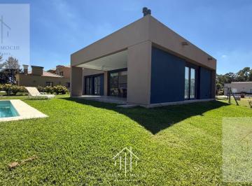 Casa · 140m² · 4 Ambientes · 2 Cocheras · Casa en Venta Y/o Alquiler con Opción a Compra Barrio Privado La Magdalena