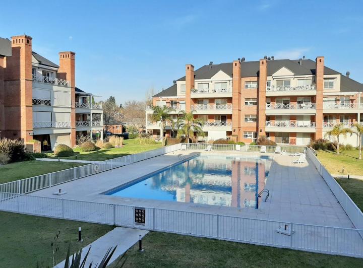 Departamento · 95m² · 4 Ambientes · 2 Cocheras