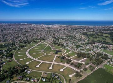 Terreno · 600m² · 1 Ambiente · 1 Cochera · Terreno - Rumencó Joven