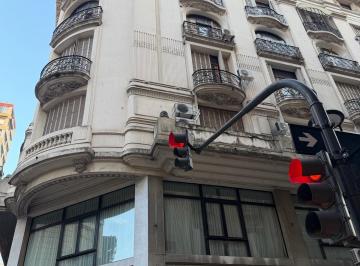 Departamento · 70m² · 4 Ambientes · Edificio Bencich 3 Ambientes Amplios con Techos Altos y Carácter Original