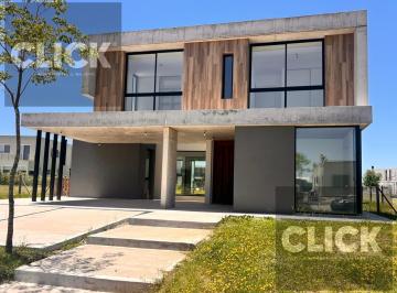 Casa · 184m² · 5 Ambientes · 4 Cocheras · Venta - Casa 5 Ambientes a Estrenar en Barrio Privado Puertos del Lago - Riberas - Escobar