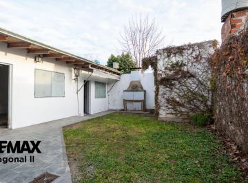Casa · 183m² · 5 Ambientes · 1 Cochera · Casa en Venta en La Plata