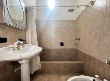 Corredor Responsable: Leonardo Librici COCIR 2091 -
Contacto: Adrian Matias Ton · Venta de Casa y Depto de 2 Dorm. en Belgrano
