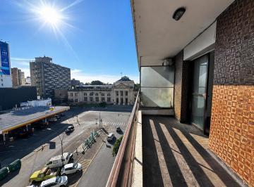 Departamento · 57m² · 3 Ambientes · Departamento en Venta, Macrocentro, Rosario, 2 Dormis en Oportunidad!