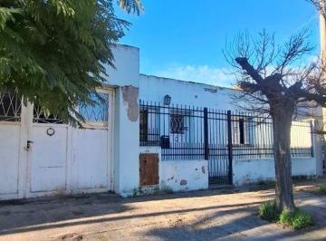 Casa de 6 ambientes, Bahía Blanca · Venta Casa a Reciclar en B° Noroeste