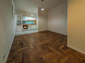 Living y cocina · Departamento en Caballito 3 Ambientes | a 1 Cuadra del Subte Puan