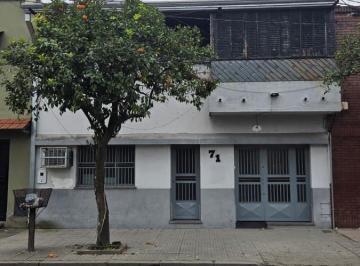 Casa · 169m² · 10 Ambientes · 1 Cochera · Casa en Barrio Sur - Rondeau 71