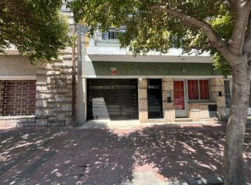 PH · 198m² · 7 Ambientes · 1 Cochera · PH en Cordoba Capital