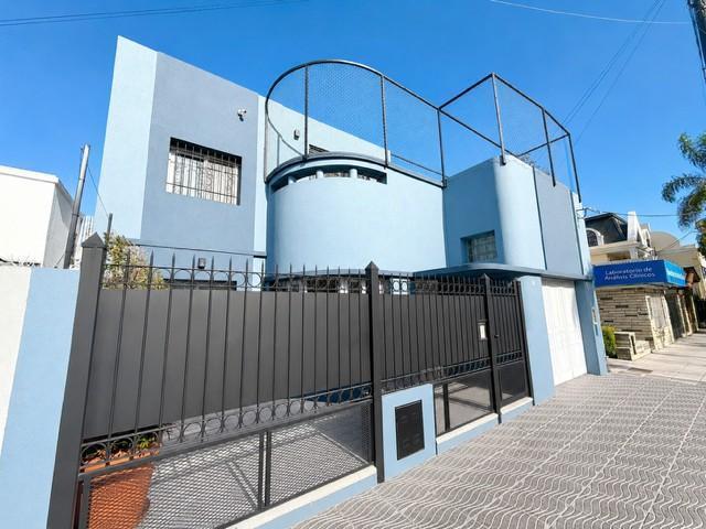 Casa · 160m² · 5 Ambientes