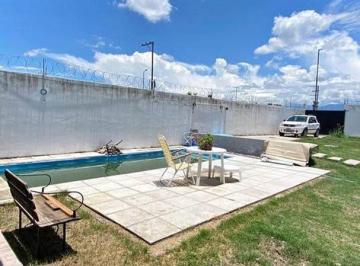 Casa · 88m² · 2 Ambientes · 2 Cocheras · Exc Casa 1 Dorm Vta Jard/pileta/qcho Eko Distrito Etapa 1