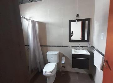 Casa de 4 ambientes, Almirante Brown · Amplia Casa de 4 Ambientes en Dos Plantas con Terraza y Dos Patios – 220 m² – Co