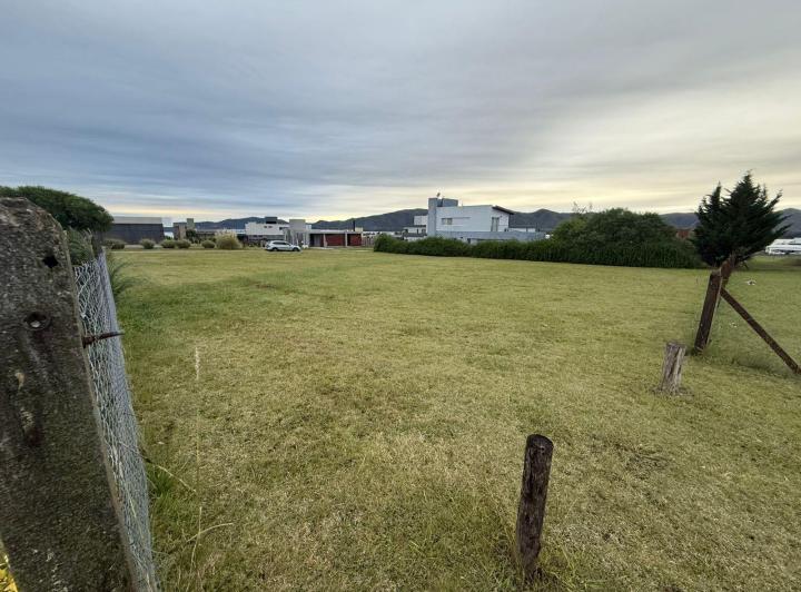 Terreno · 1400m²