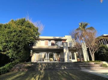 Casa · 420m² · Casa en Alquiler en Boating Club, San Isidro, G. B. a. Zona Norte