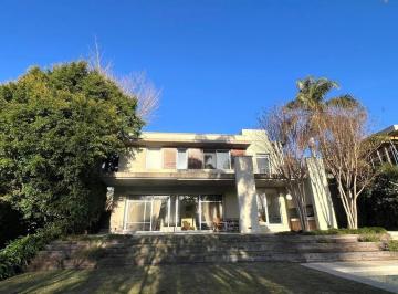 Casa · 420m² · Casa en Alquiler en Boating Club, San Isidro, G. B. a. Zona Norte