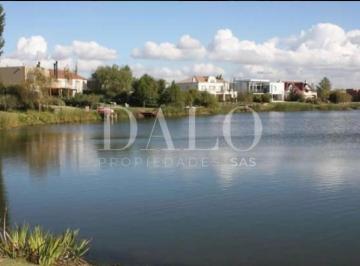Terreno · 947m² · Terreno Lote en Venta en Nordelta, Tigre, G. B. a. Zona Norte