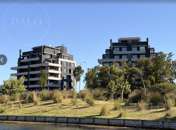 Casa · 161m² · 5 Ambientes · 2 Cocheras · Casa en Serenity a Estrenar