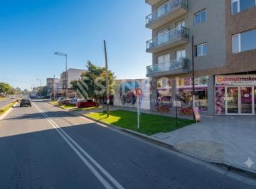 Terreno · 185m² · Lote Apto Desarrollo | Zonificación Ra | Fot 2,5 | Sobre Av Illia