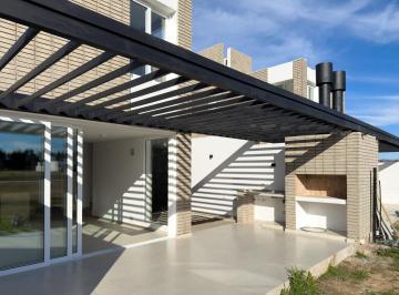 PH · 180m² · 5 Ambientes · 1 Cochera · Duplex a Estrenar en Talar del Este, Mendiolaza 3 Dorm.