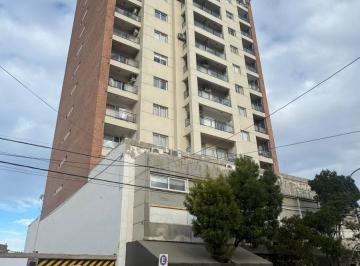 Departamento · 70m² · 4 Ambientes · 1 Cochera · Departamento en Alquiler 2 Dorm. en Neuquen Capital