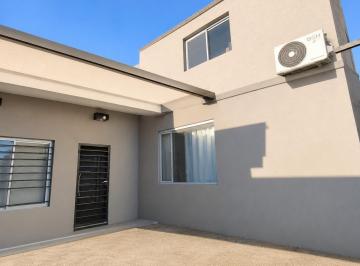 Casa · 200m² · 5 Ambientes · 1 Cochera · Venta Casa Multifamiliar