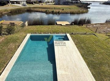 Casa · 330m² · 5 Ambientes · 2 Cocheras · Casa en Alquiler en Costas, Puertos, Escobar