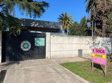 Casa · 200m² · 6 Ambientes · 2 Cocheras · Vendo Salón en Moreno Centro Gran Terreno