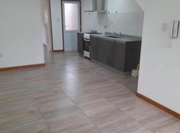 PH · 38m² · 1 Dormitorio · PH 2 Ambientes Mas Patio - Neuquen y Falucho