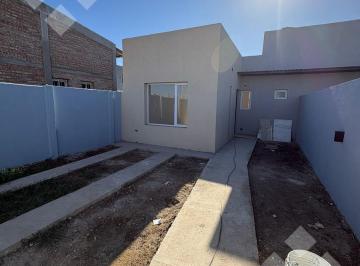 PH · 78m² · 4 Ambientes · PH en Plottier