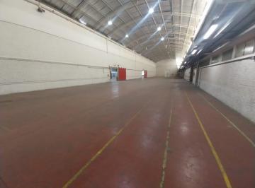 Depósito · 3884m² · Depósito en Alquiler Sobre La Av Crovara