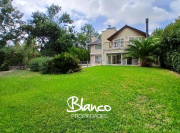 Casa · 255m² · 5 Ambientes · 2 Cocheras · Casa en Alquiler en Pilar del Lago, Pilar, G. B. a. Zona Norte