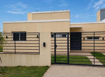 Casa · 99m² · 3 Ambientes · 1 Cochera · Casa en Tierra de Sueños 3 - Sector a