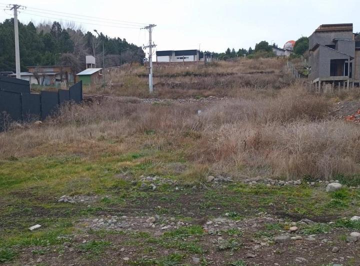 Terreno · 640m²