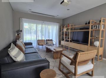 Casa · 310m² · 3 Dormitorios · 3 Cocheras · Casa en Venta San Eliseo Golf, Barrio Privado Canning