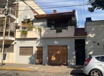 PH de 5 ambientes, Villa del Parque · Excelente PH Al Frente con Cochera de 160 m² con 4 Dorm. en Villa del Parque