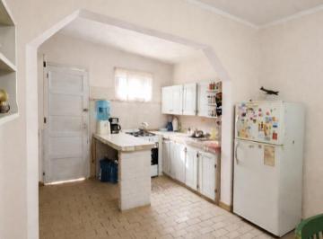 Casa de 4 ambientes, Mar del Tuyú · 2 Propiedades en Venta