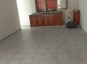 Casa · 150m² · 4 Ambientes · 1 Cochera · Moreno & Asociados Alquila Duplex en Barrio Nuevo Poeta Lugones. Se Encuentra U