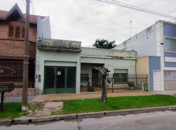 Casa · 164m² · 6 Ambientes · 2 Cocheras · Venta Casa 6 Amb Isidro Casanova Cochera y Patio