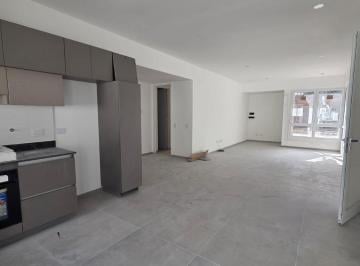 Casa · 107m² · 6 Ambientes · 3 Cocheras · Casa Alquiler Housing de 2 Dorm. 2 Baños en Housing con Amenities Seguridad 24 Hs