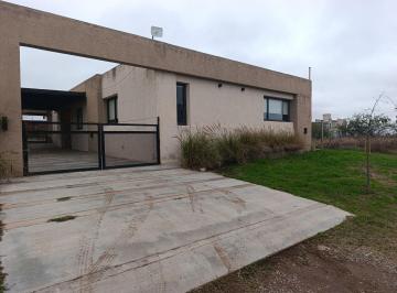Casa · 3 Dormitorios · 3 Cocheras · Casa - Aires del Nordeste