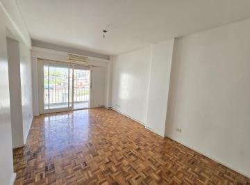Departamento · 62m² · 3 Ambientes · 1 Cochera · Cordoba Al 3400 Departamento 3 Amb C/dep en Venta Almagro