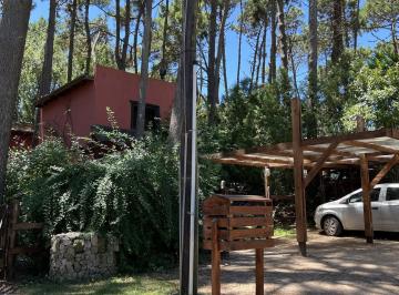 Casa · 130m² · 6 Ambientes · 2 Cocheras · Dos Cabañas en Block en Venta Mar Azul