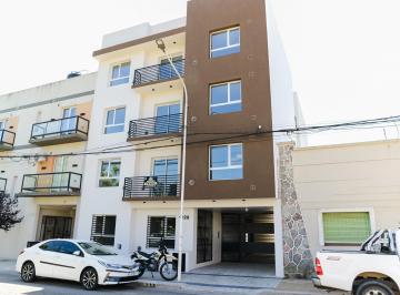 Departamento · 50m² · 1 Dormitorio · 1 Cochera · En Venta Departamento 2 Ambientes Céntrico Pb Estac. Tandil
