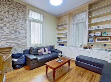 Casa · 146m² · 4 Ambientes · 1 Cochera · Venta Casa 4 Amb con Patio Terraza Garaje Flores